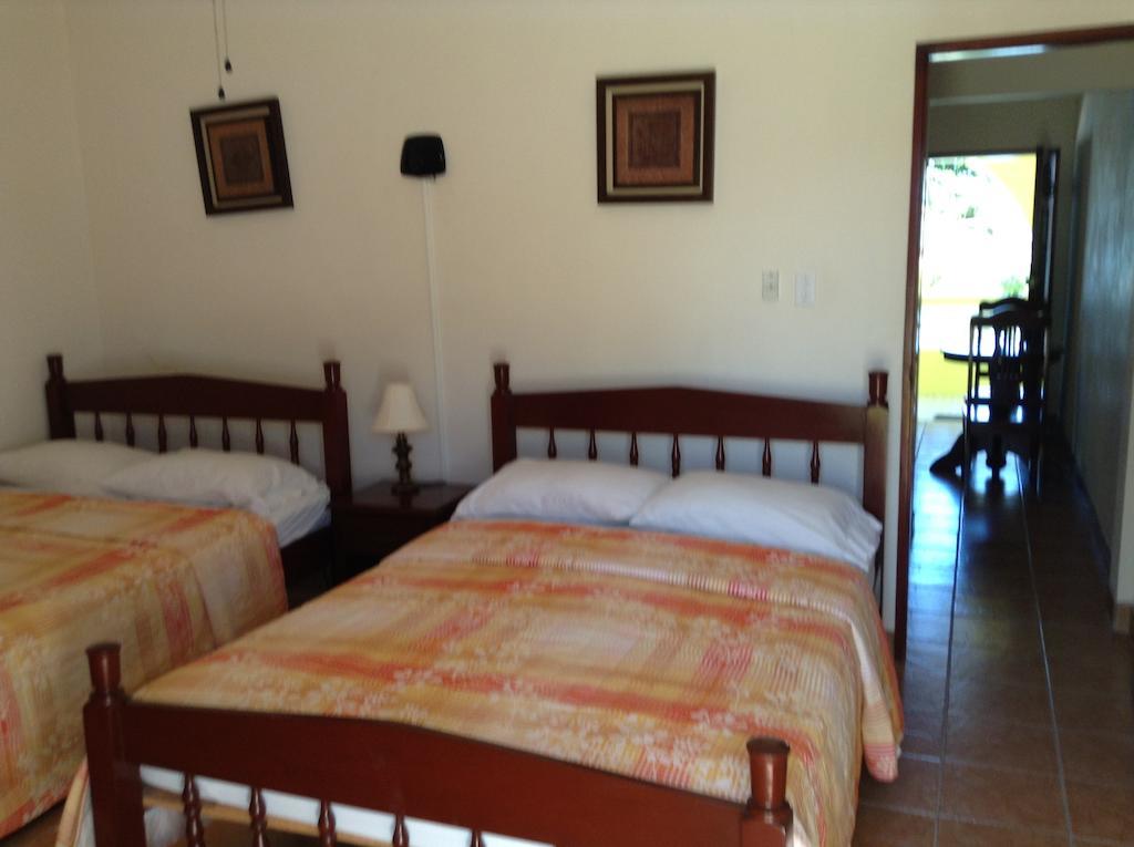Panchos Villas Caye Caulker Exterior photo