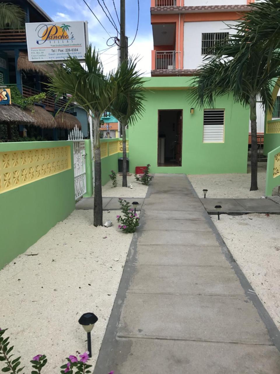 Panchos Villas Caye Caulker Exterior photo